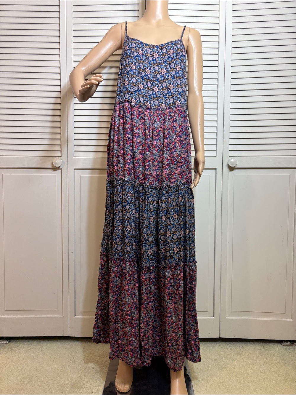 NATURAL LIFE Kaia Floral Tiered Maxi Dress Large/XL - Picture 3 of 14